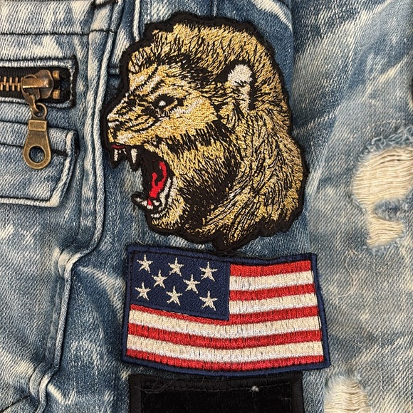 Robin’s Jean - Picture 8 of 15